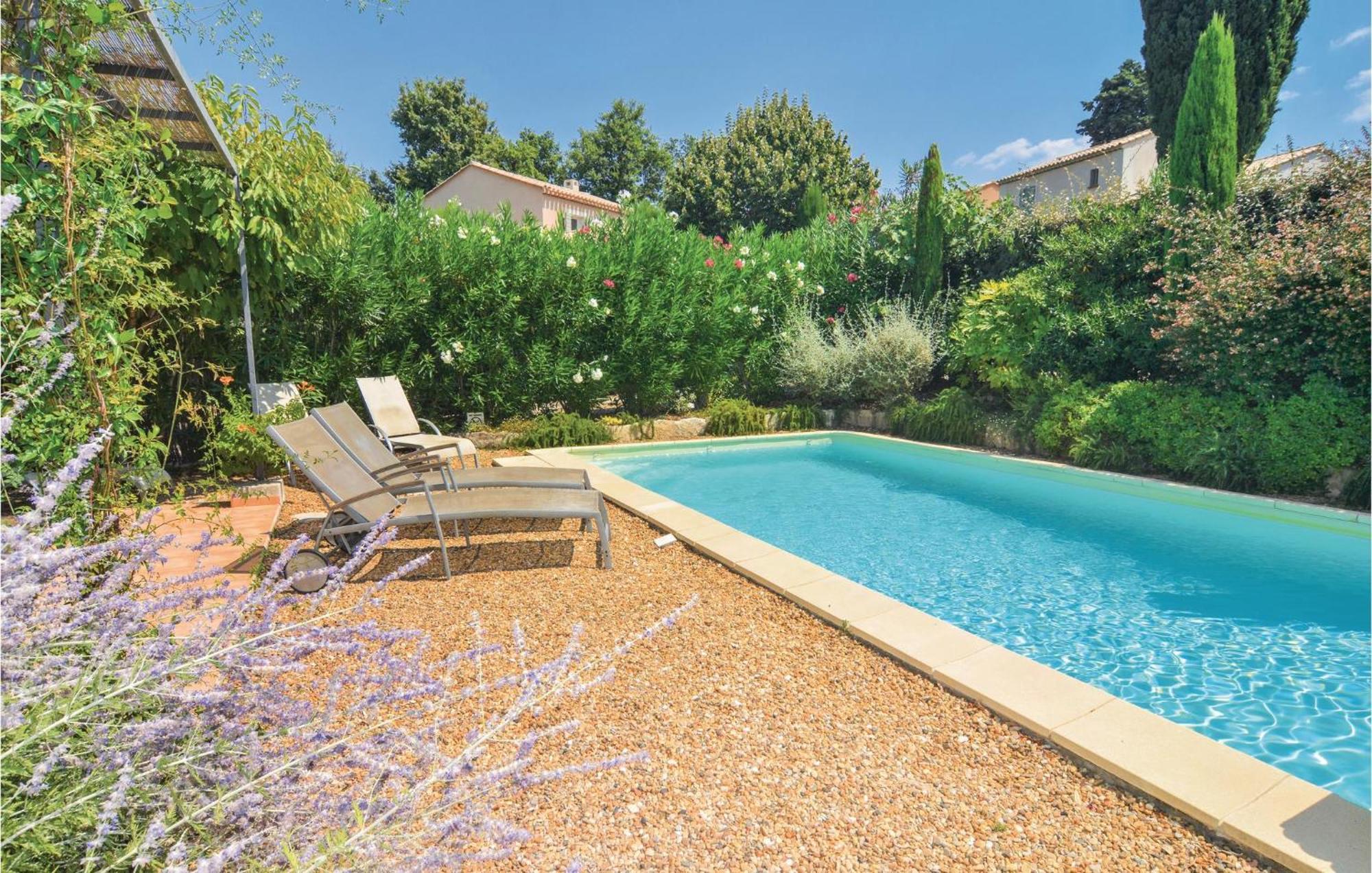 3 Bedroom Cozy Home In Saint Remy De Provence ภายนอก รูปภาพ